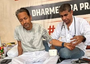 Prominent Academics and Activists Call for Education Minister’s Resignation to End Sonam Wangchuk’s Hunger Strike